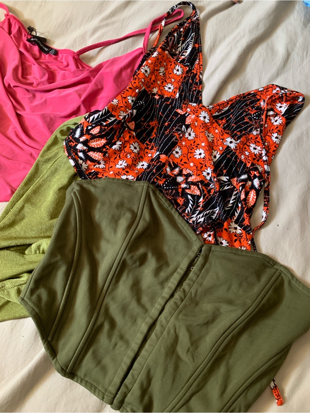 TOP BUNDLE ‼️ - Picture 9 of 9